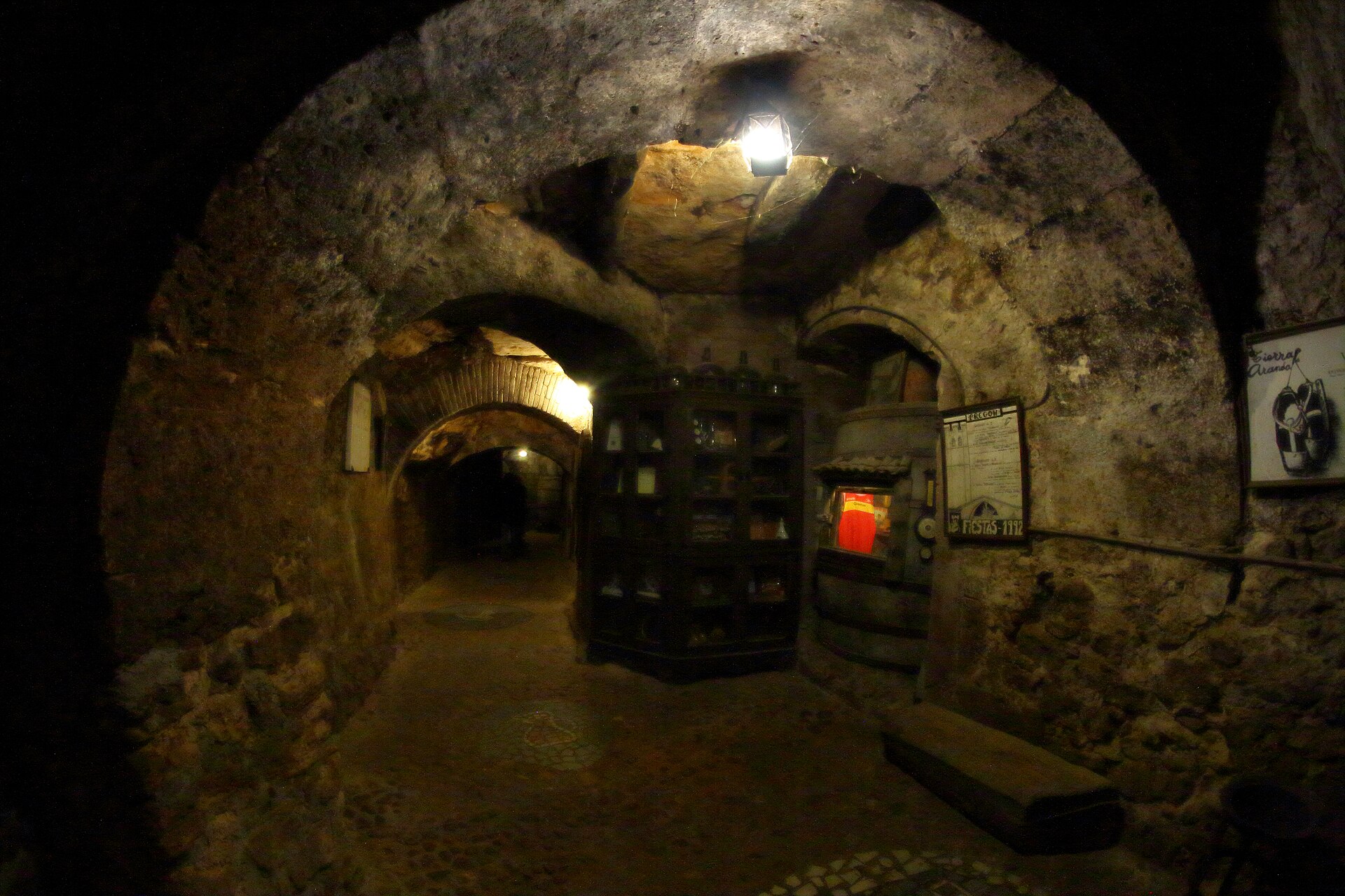 Aranda de Duero, bodega 01